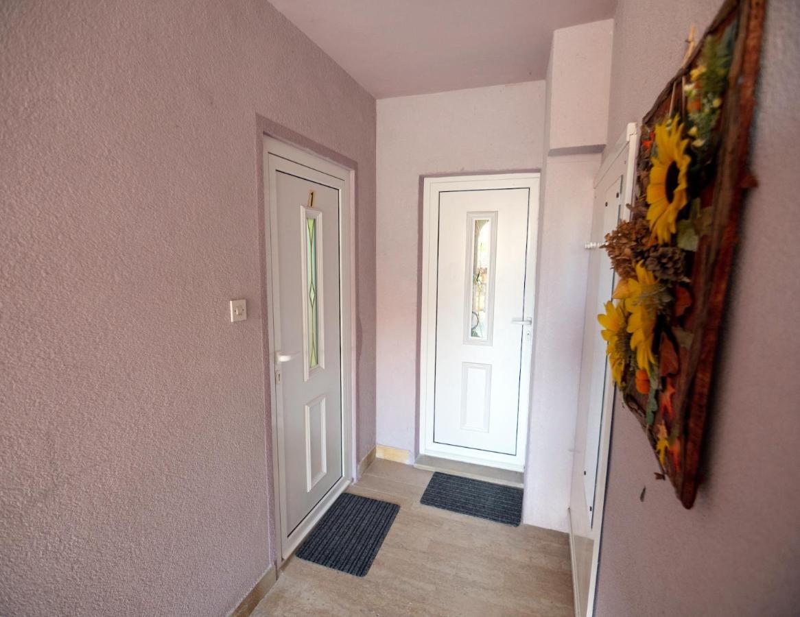 Apartmani Baja Лопар Екстериор снимка