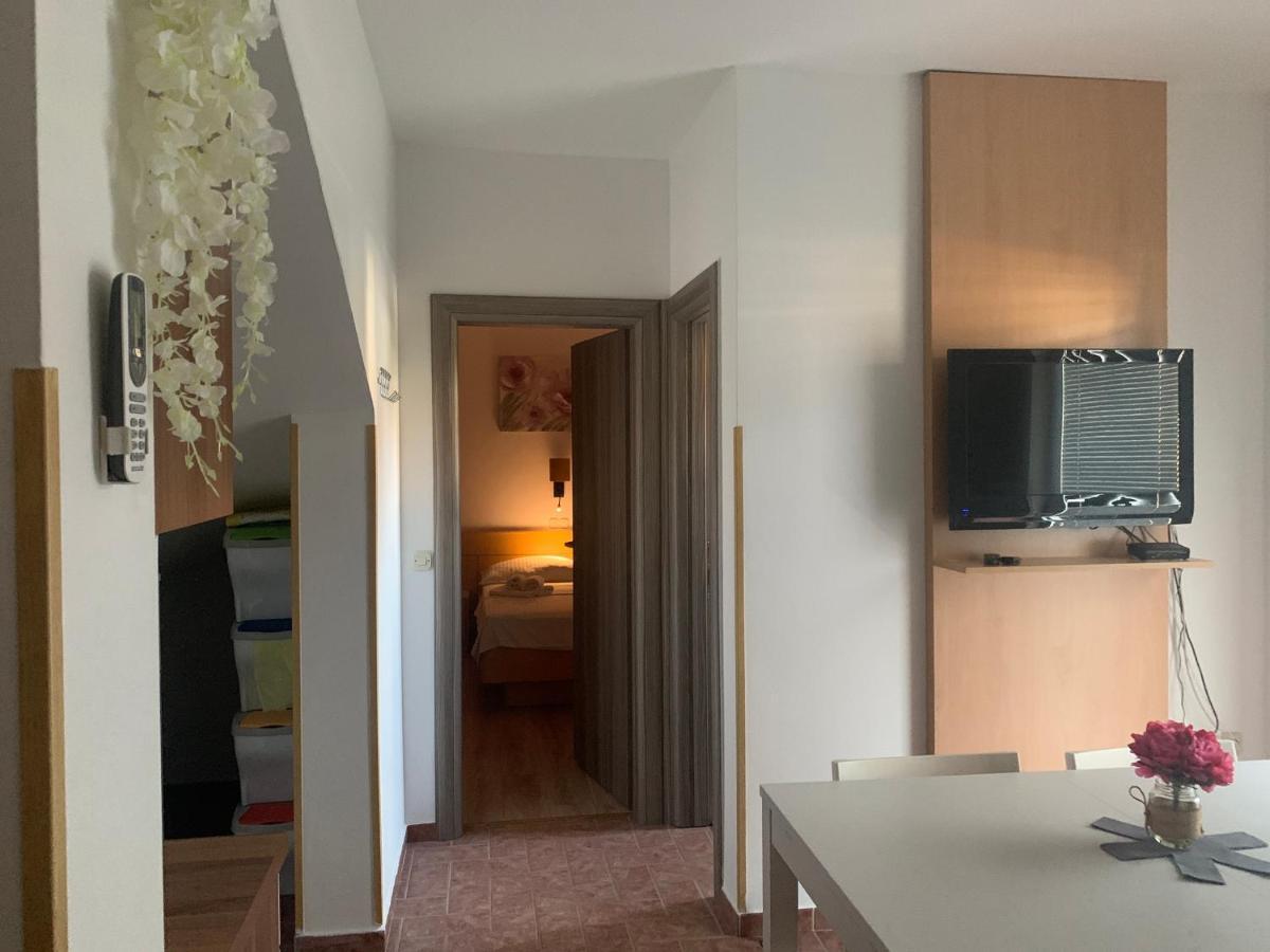 Apartmani Baja Лопар Екстериор снимка